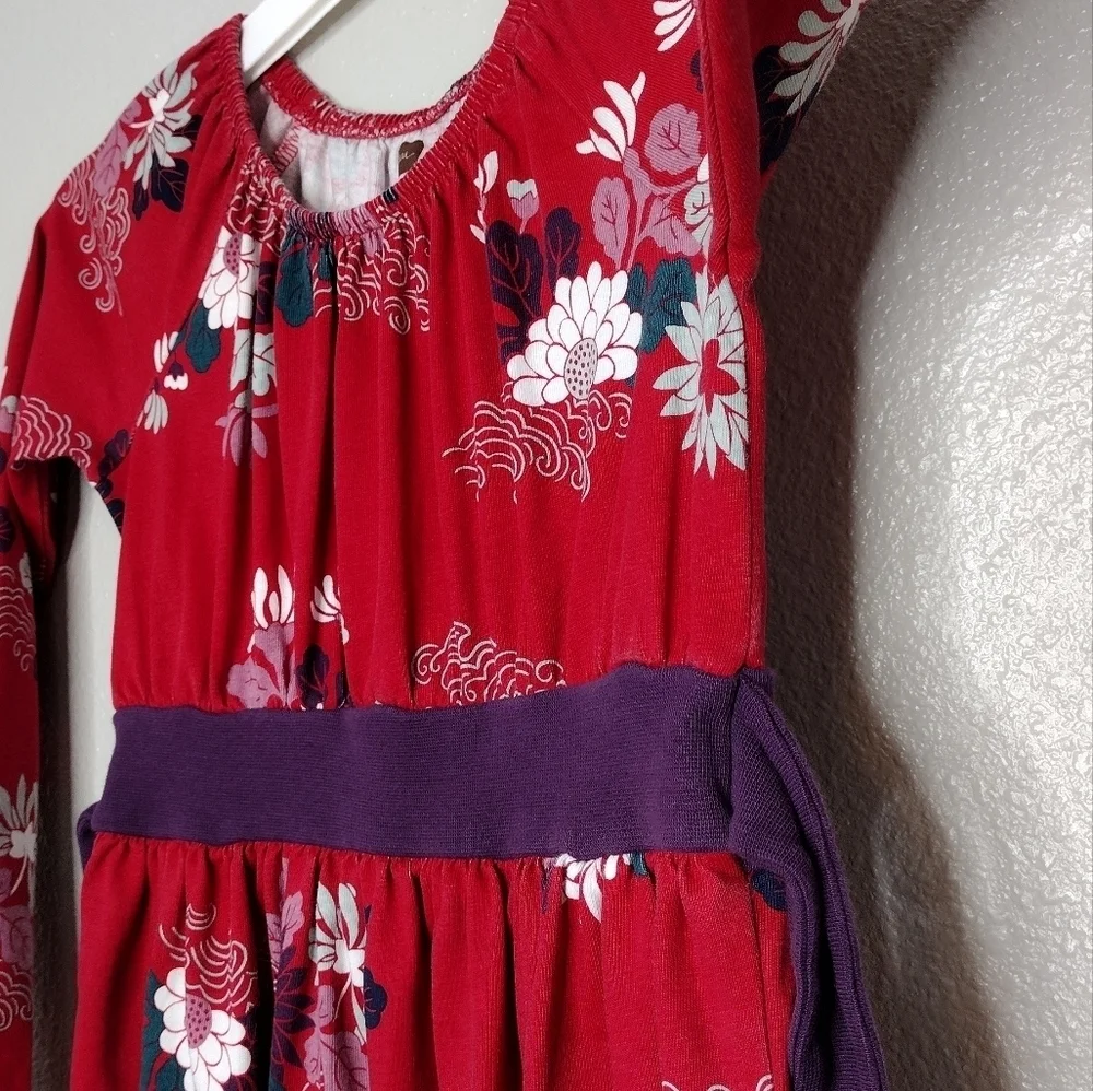 Tea red floral